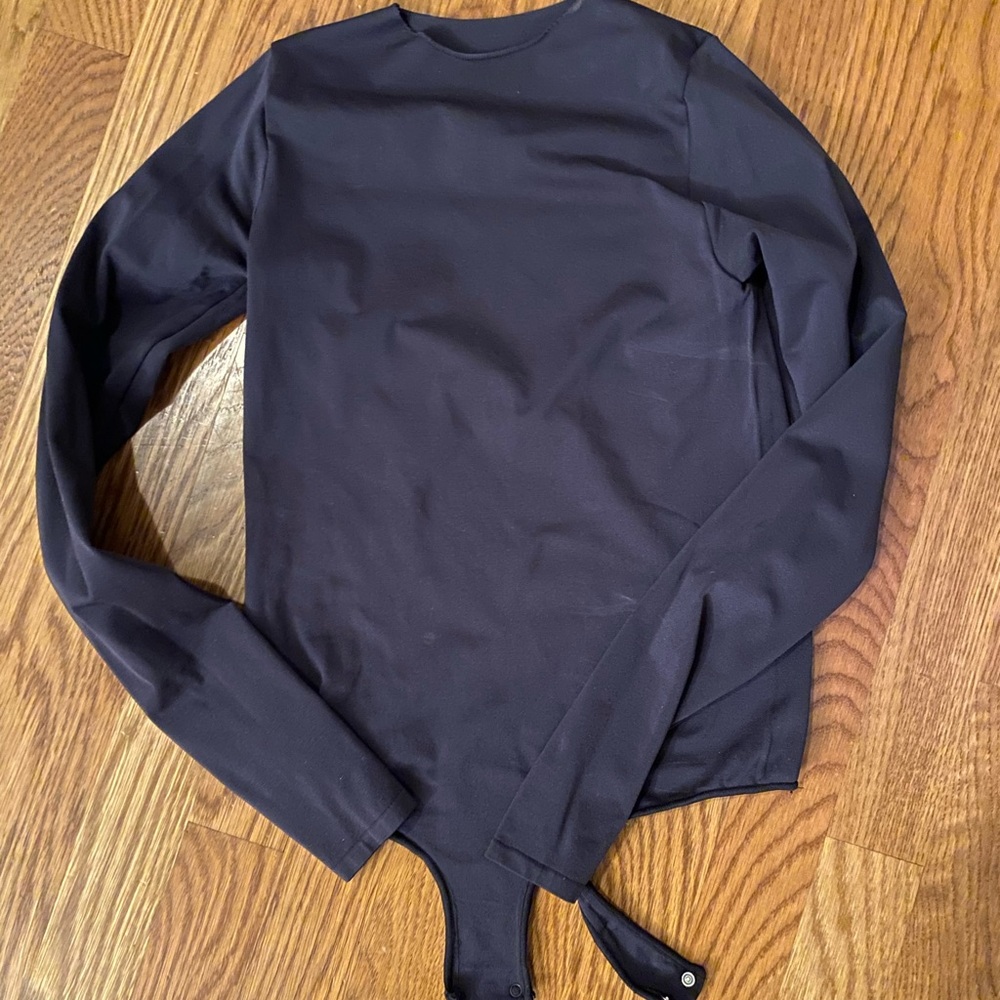 Skims Essential Crew Neck Long Sleeve Bodysuit - Onyx S/M